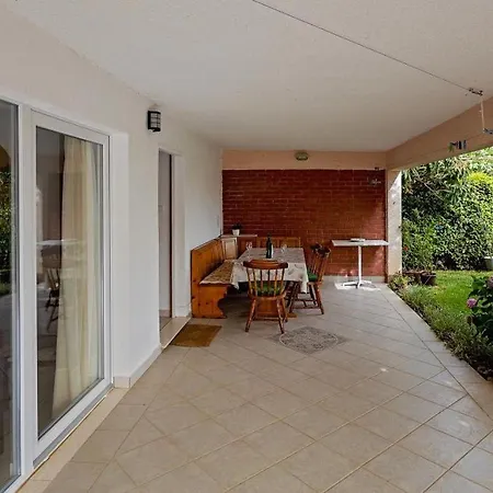 Dragons Eye Appartement *