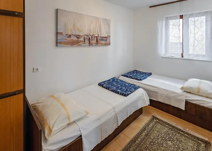 Dragons Eye Rogoznica (Sibenik-Knin)